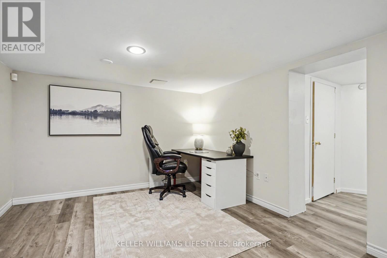 31 GERRARD STREET - 31