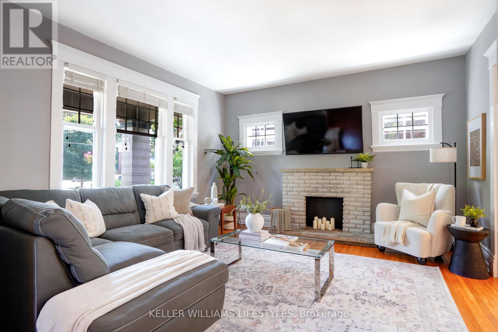 31 GERRARD STREET - 6