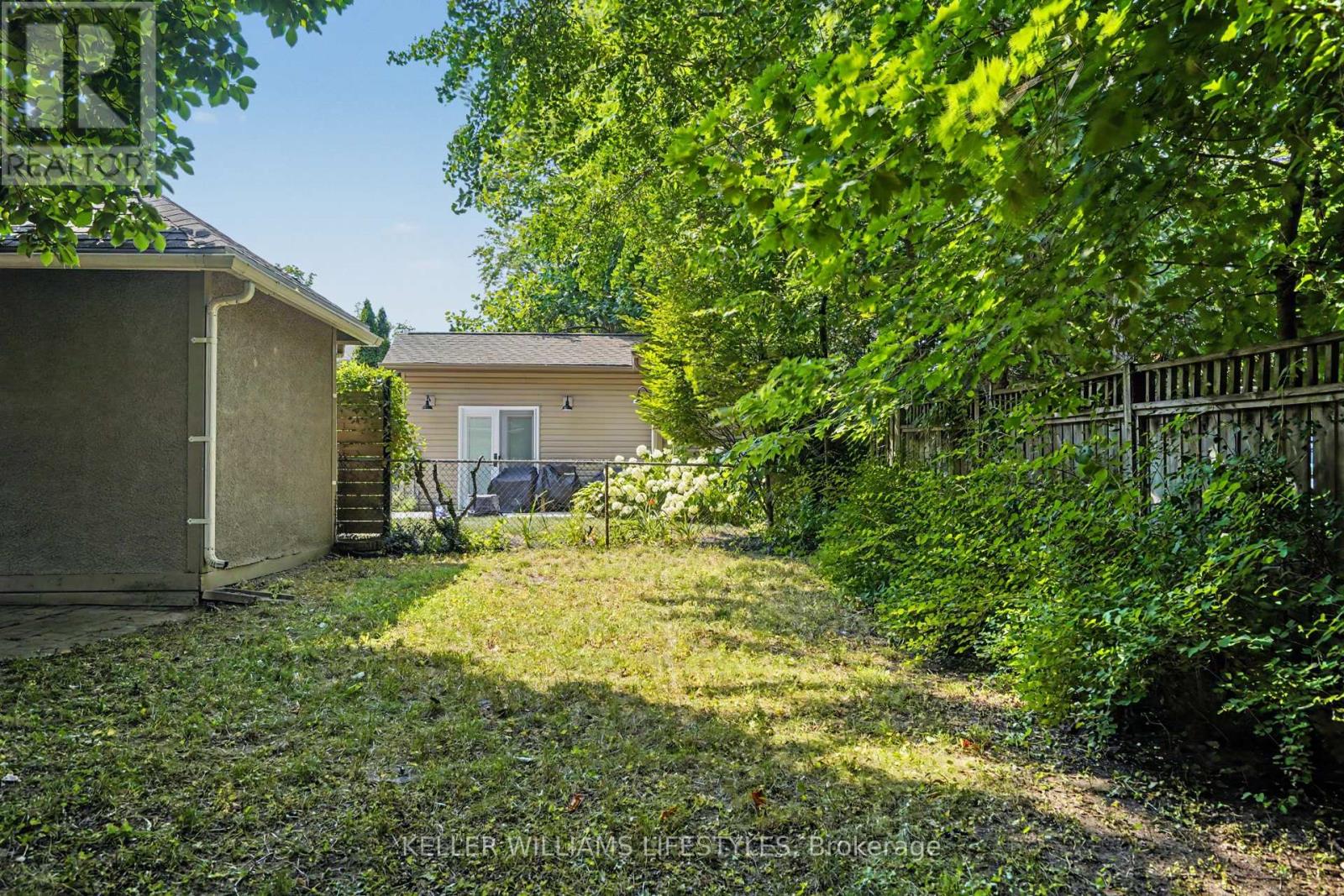31 GERRARD STREET - 48