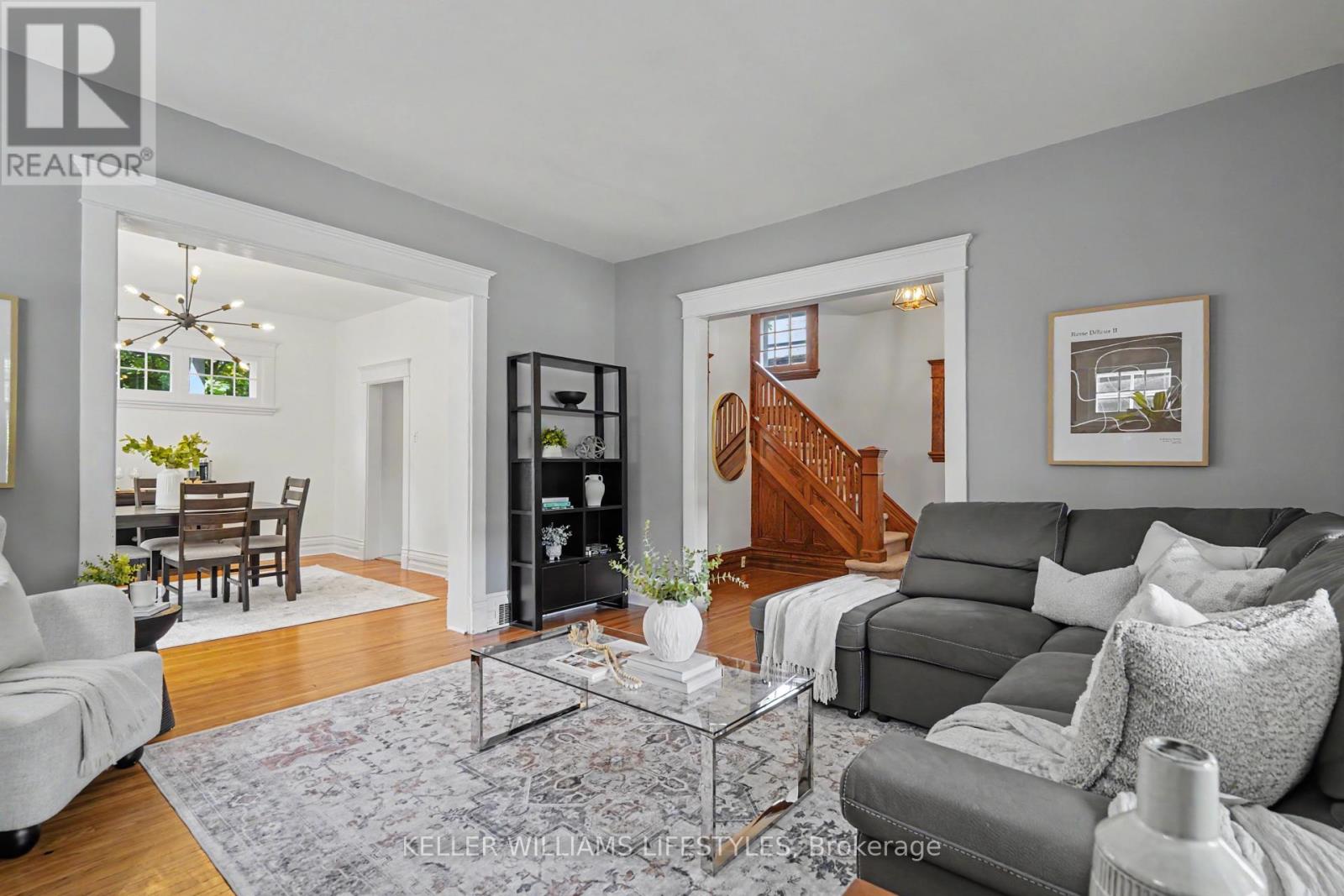 31 GERRARD STREET - 8