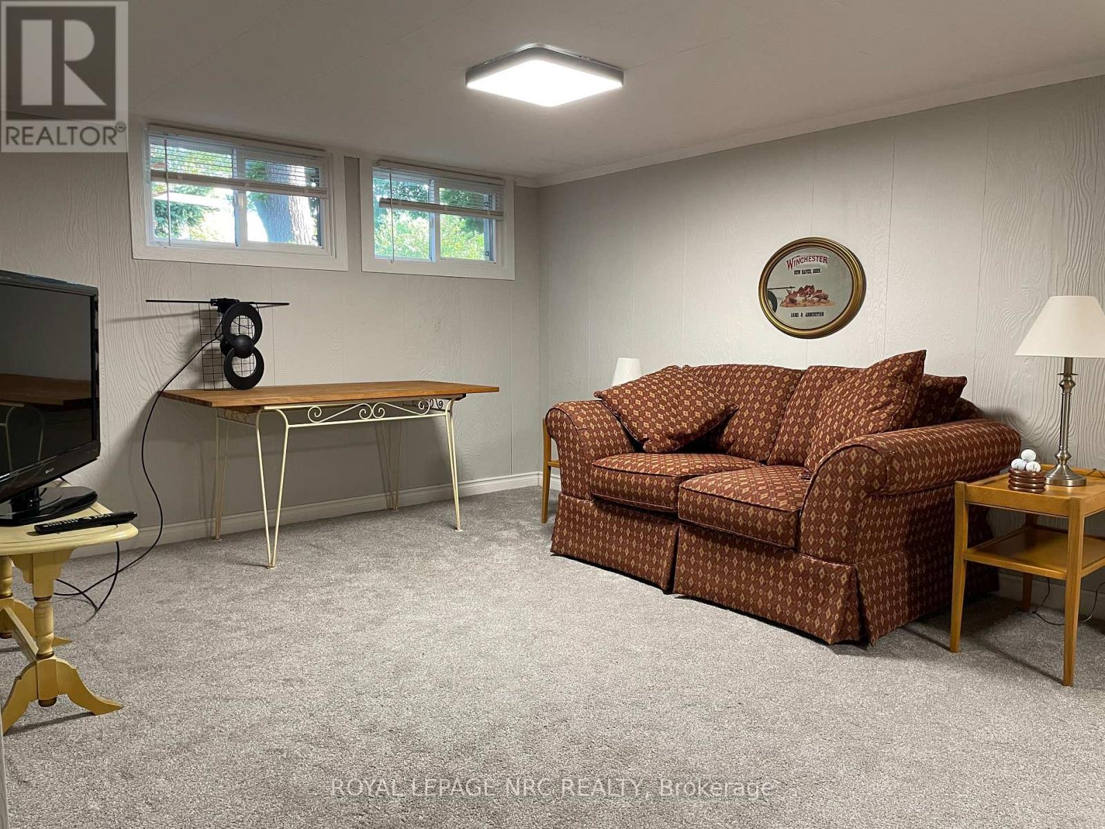 22 DUNBLANE AVENUE - 9