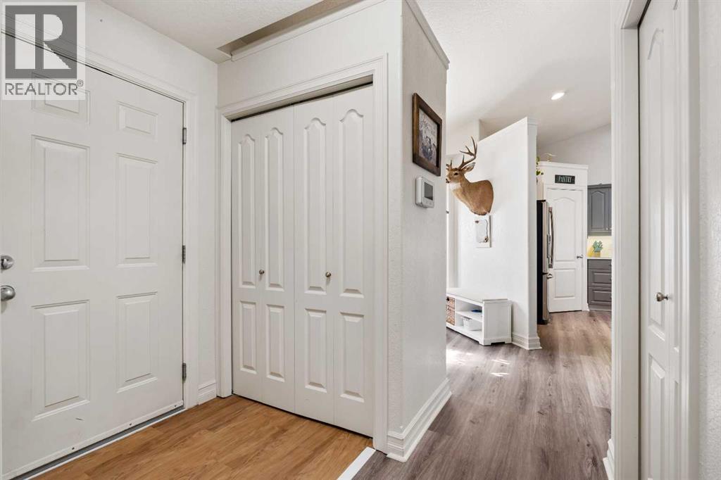 6 Park Circle - 22