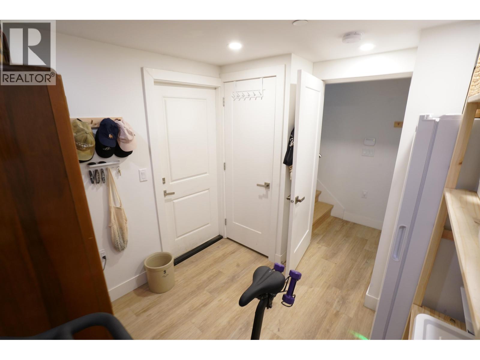 2 Bed, 2 Bath House for Sale in Vancouver – 1025 KEEFER STREET, Vancouver – MLS# R3146585 - Image 9