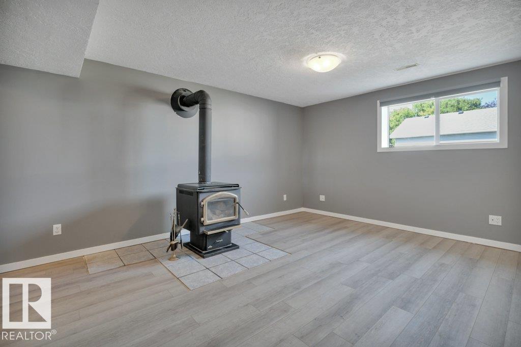 15036 128 ST NW - 20