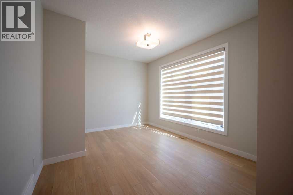 146 Alpine Drive SW - 5