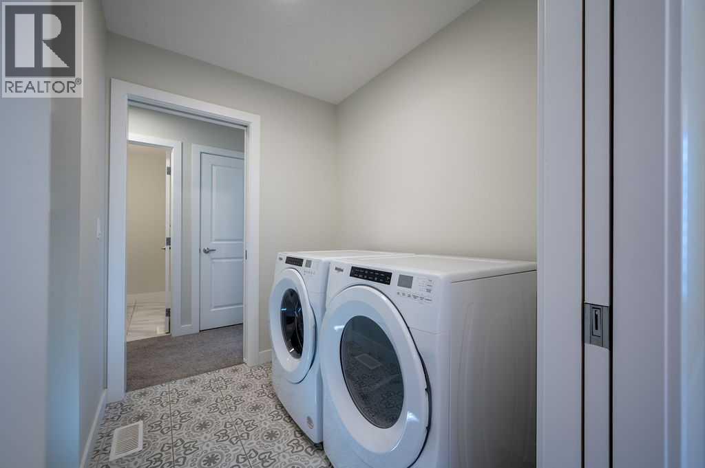 146 Alpine Drive SW - 32