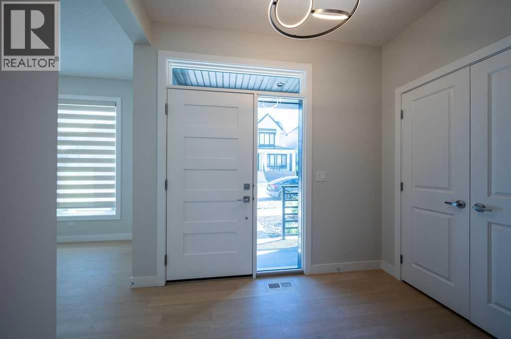 146 Alpine Drive SW - 8