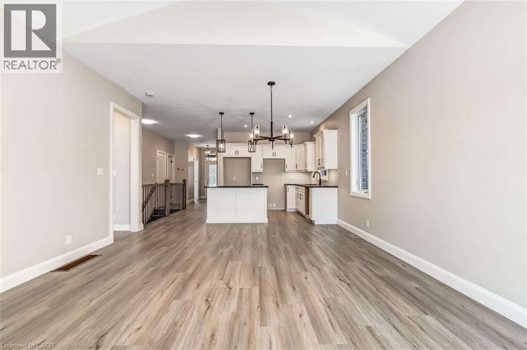 2-bedroom home for sale at 51 NORFOLK Street, Waterford ON · photo 15 of 26