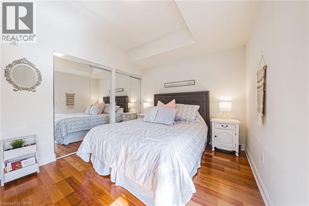 #312 125 WILSON Street W - 18
