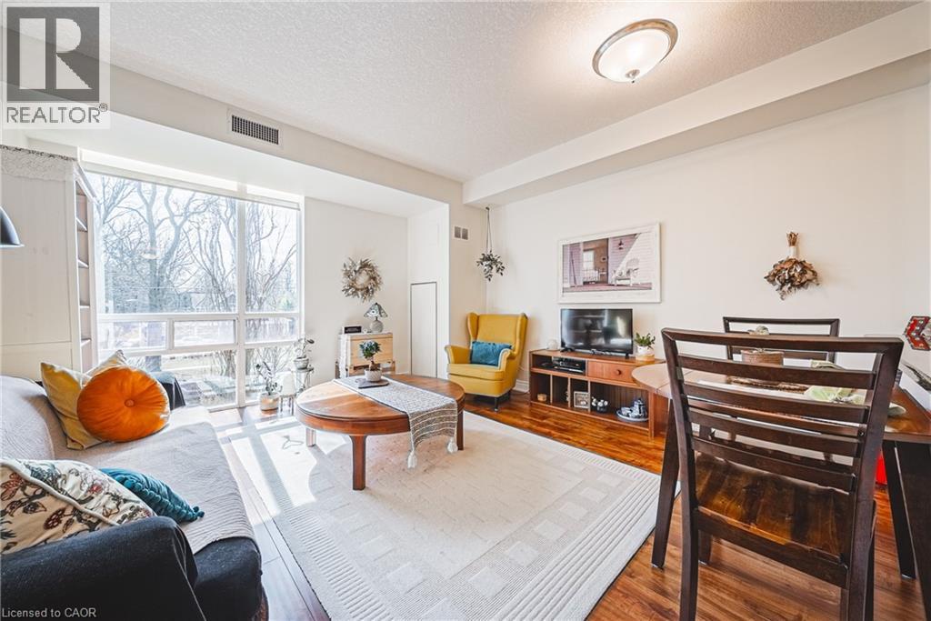 #312 125 WILSON Street W - 12
