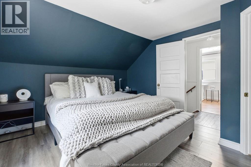 1030 CAMPBELL AVENUE - 14