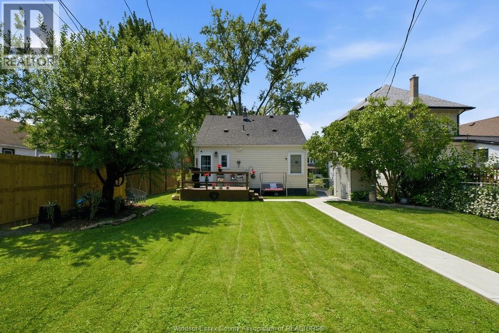 1030 CAMPBELL AVENUE - 28