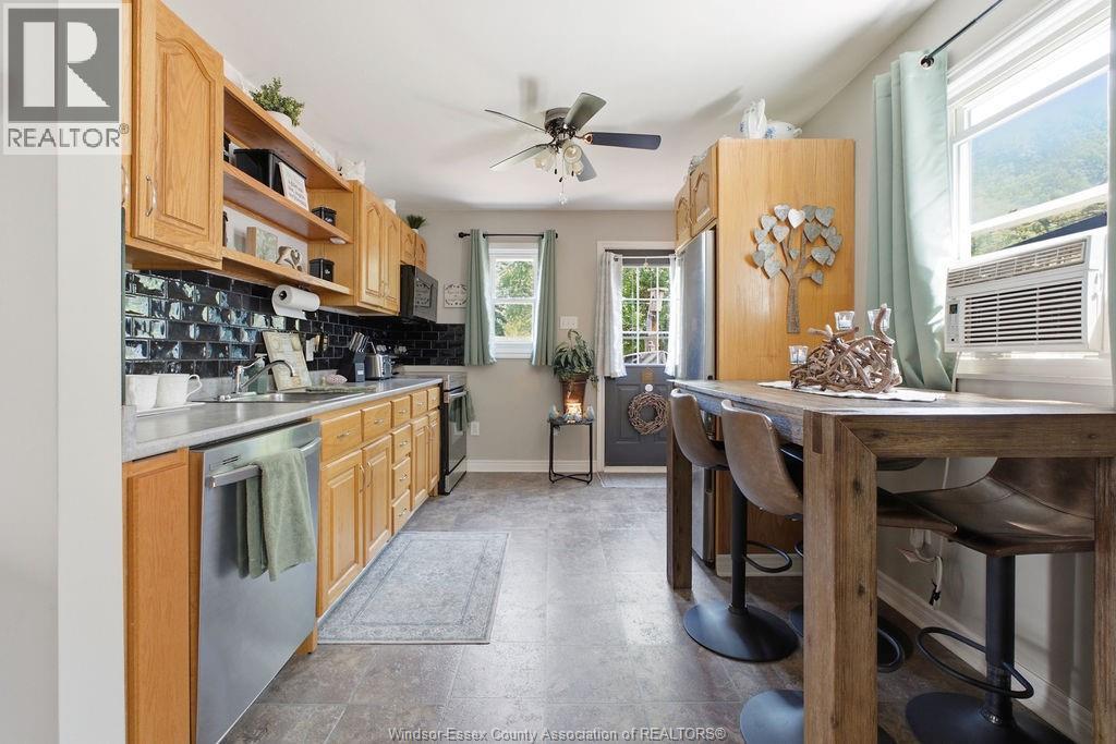 1030 CAMPBELL AVENUE - 5
