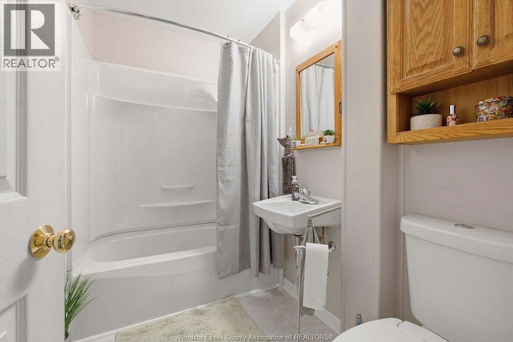 1030 CAMPBELL AVENUE - 7