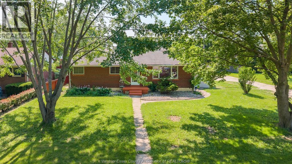 2605 ASKIN AVENUE - 1