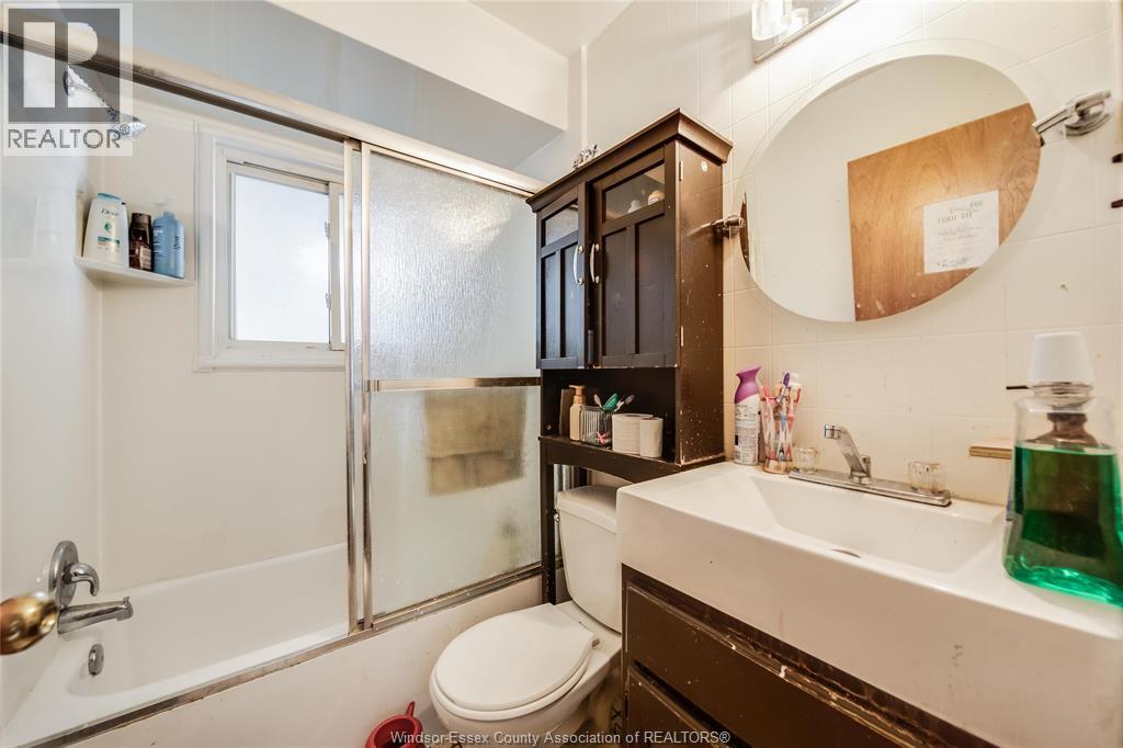 2605 ASKIN AVENUE - 20