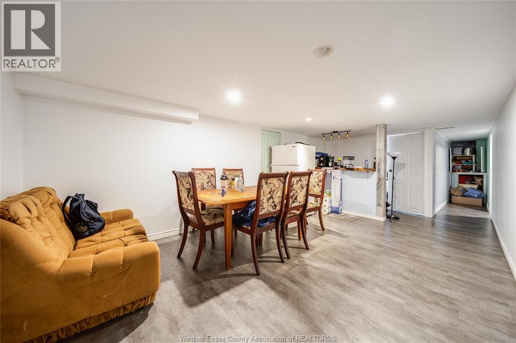 2605 ASKIN AVENUE - 24