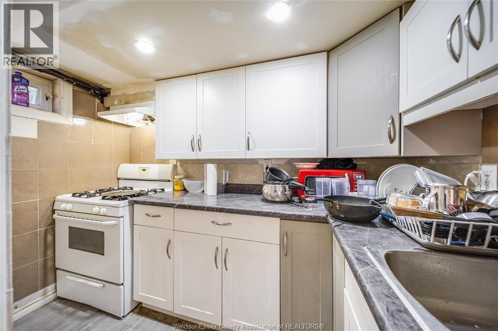 2605 ASKIN AVENUE - 25