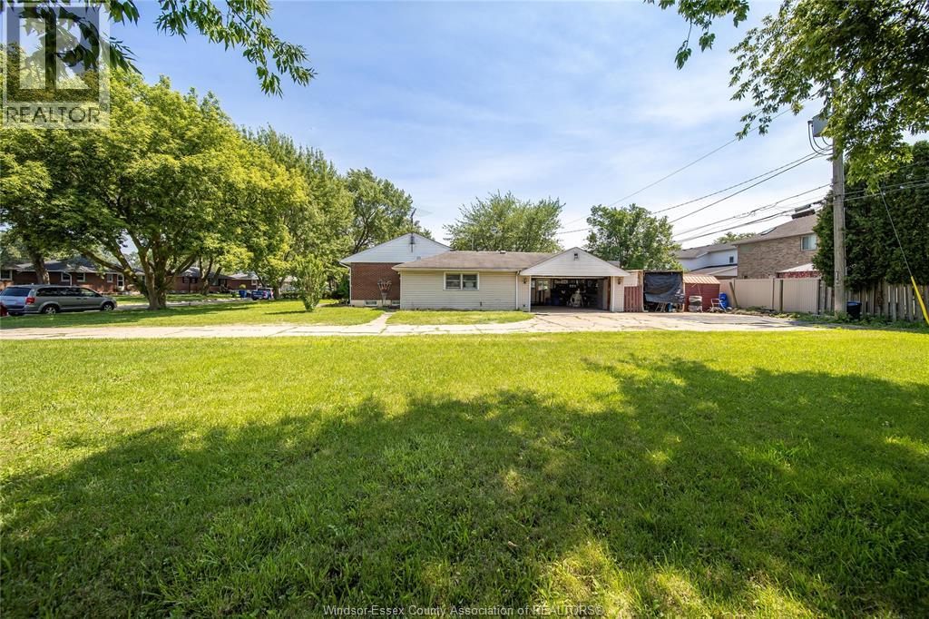 2605 ASKIN AVENUE - 40