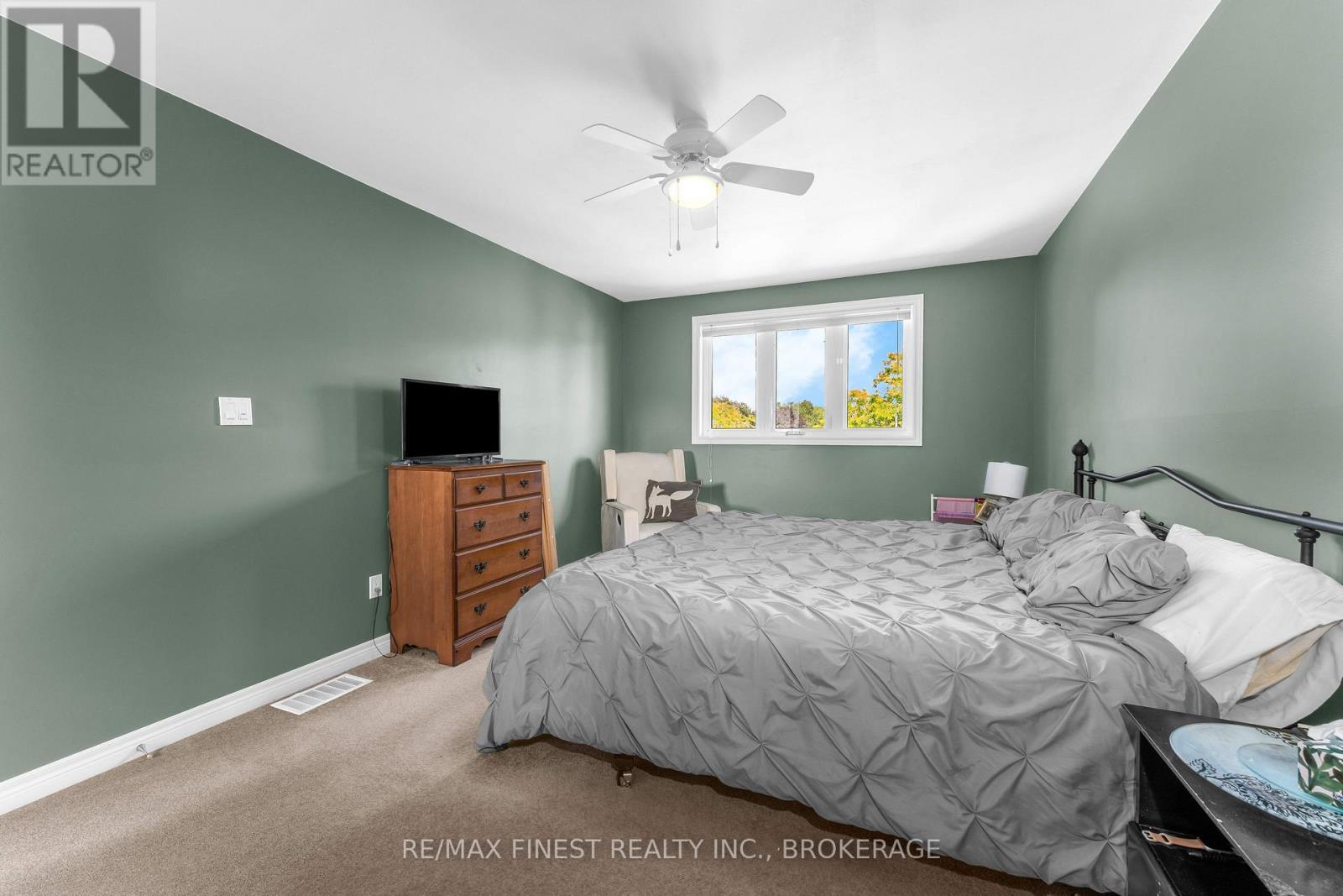 943 NEWHALL DRIVE - 25