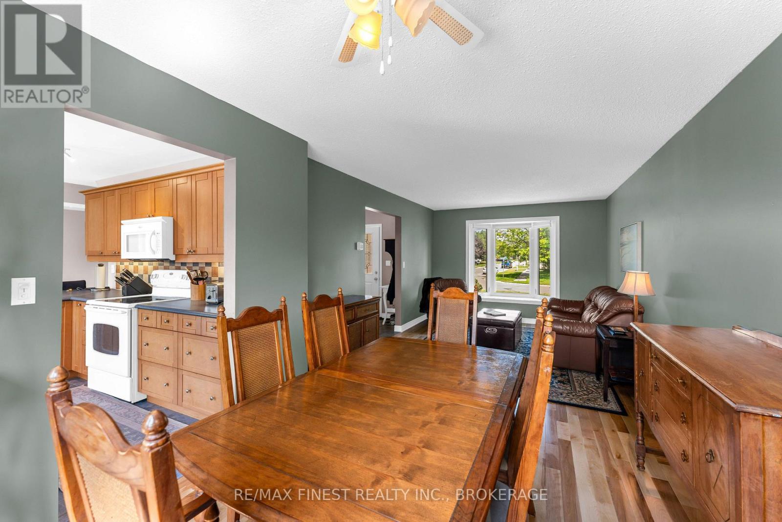 943 NEWHALL DRIVE - 9
