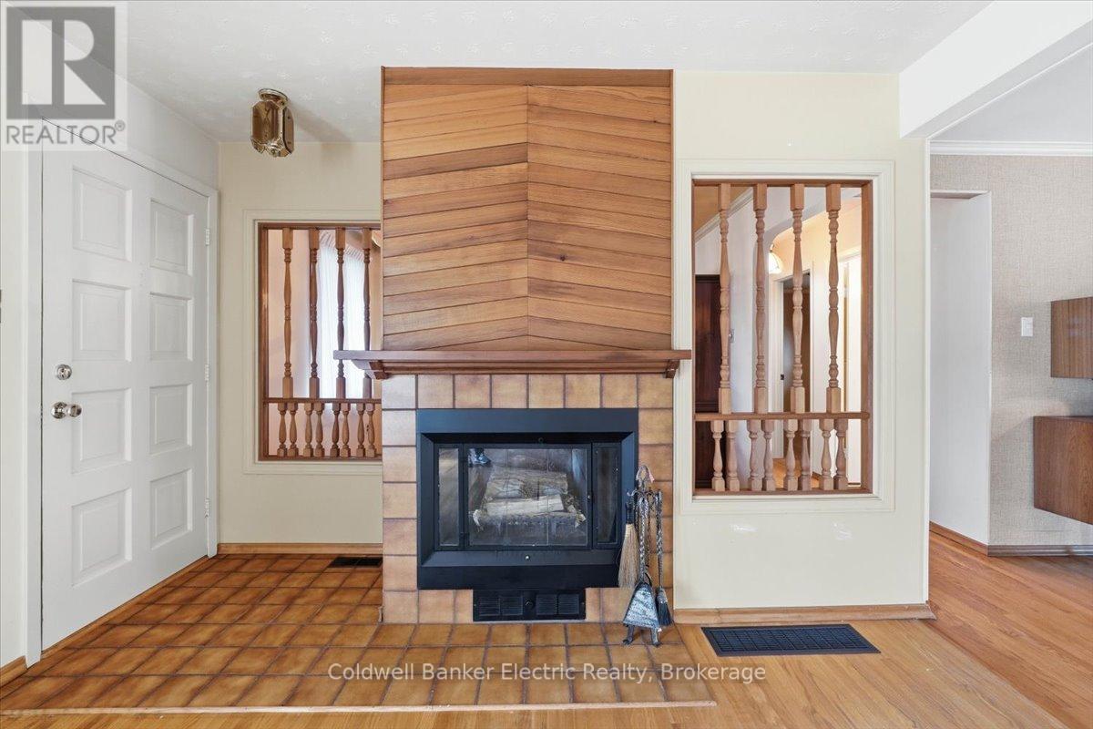 951 ST. PAUL'S STREET - 12