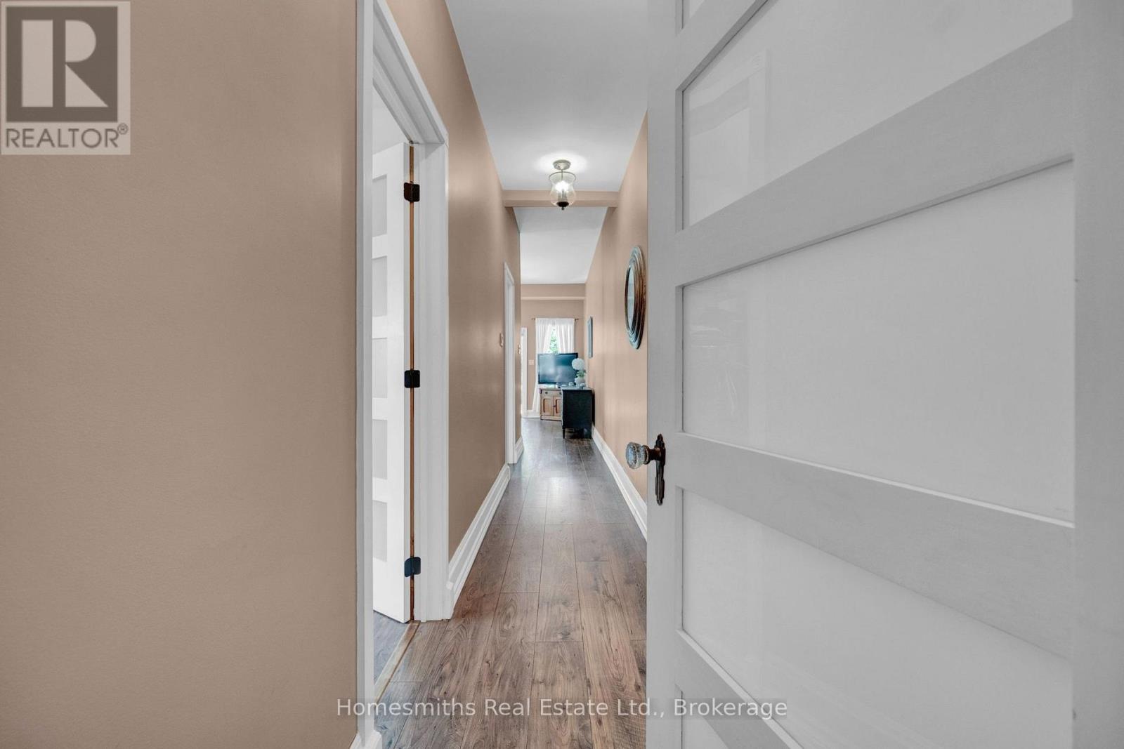 14 FIDLAR COURT - 21
