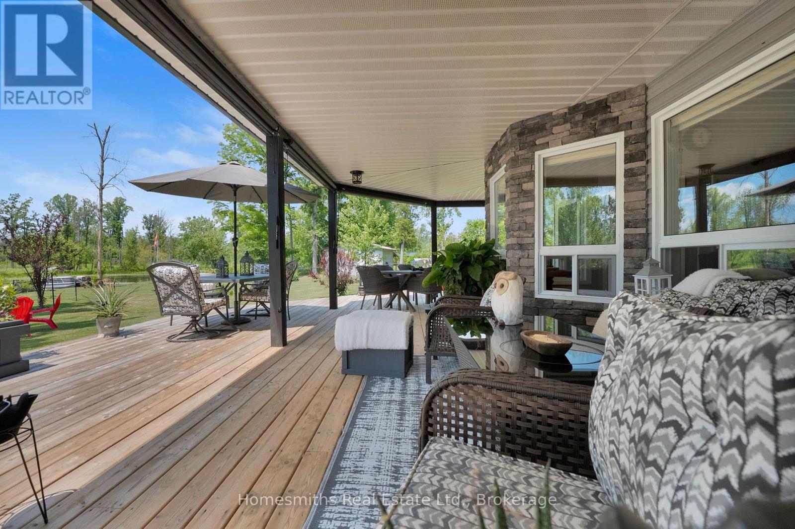14 FIDLAR COURT - 35