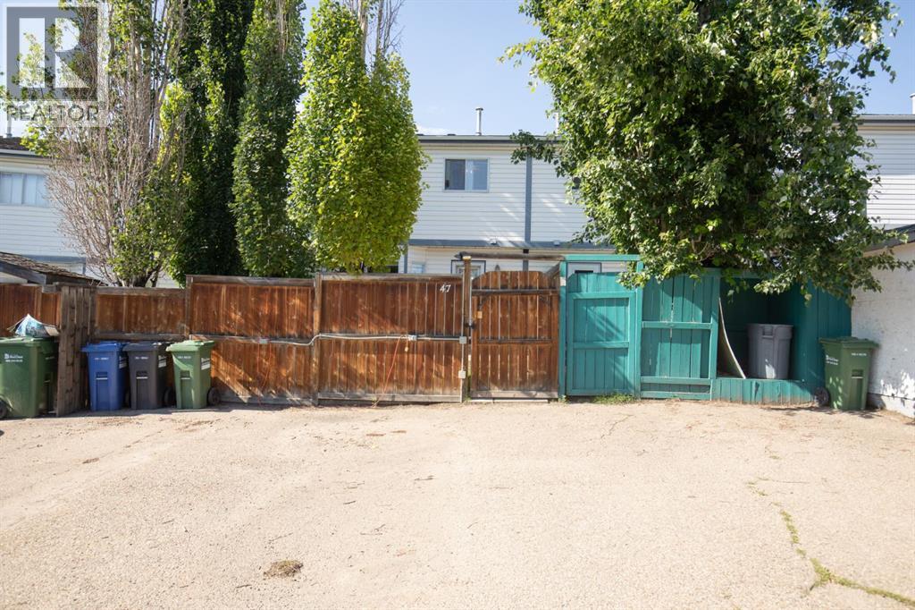 Listing photo – 47 Ellenwood Drive, Red Deer