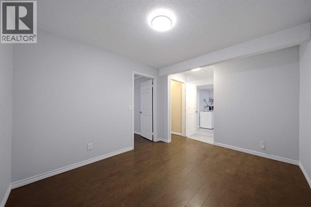 133 Saddlecrest Green NE - 27