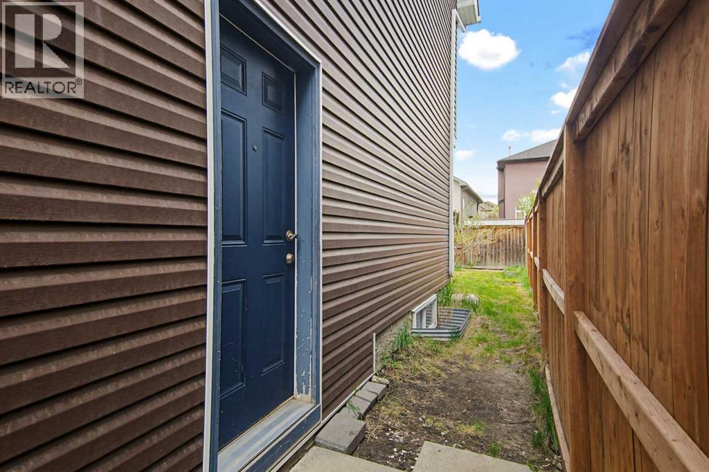 133 Saddlecrest Green NE - 35