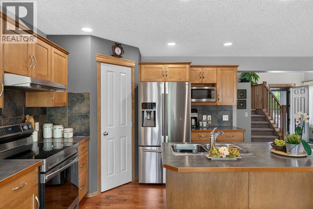 60 Tuscany Ridge Crescent NW - 16