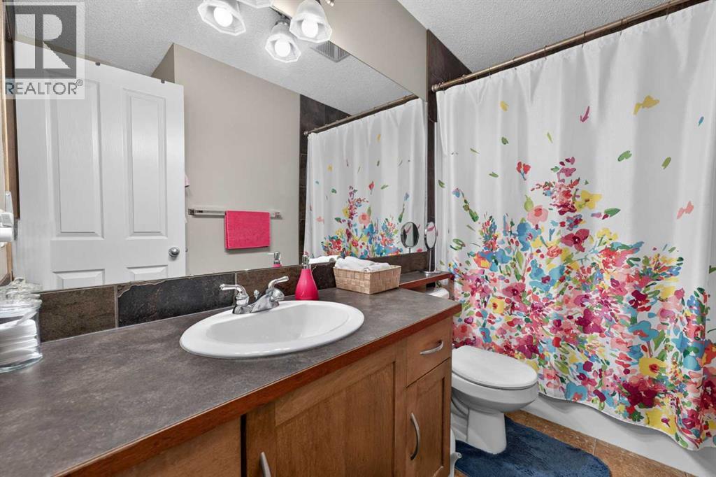 60 Tuscany Ridge Crescent NW - 38
