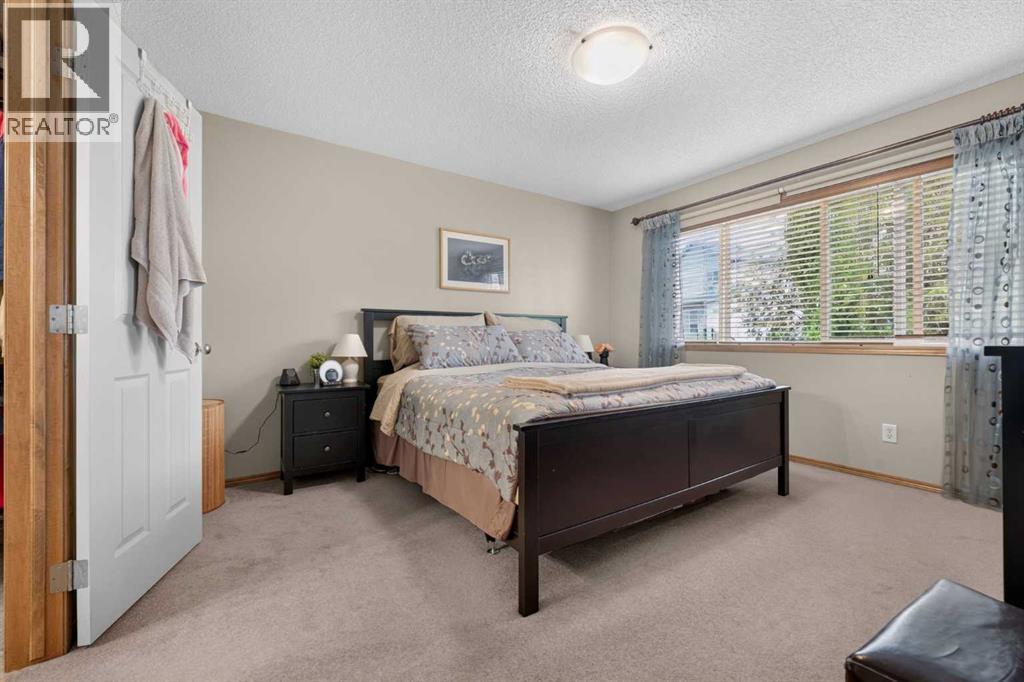 60 Tuscany Ridge Crescent NW - 30