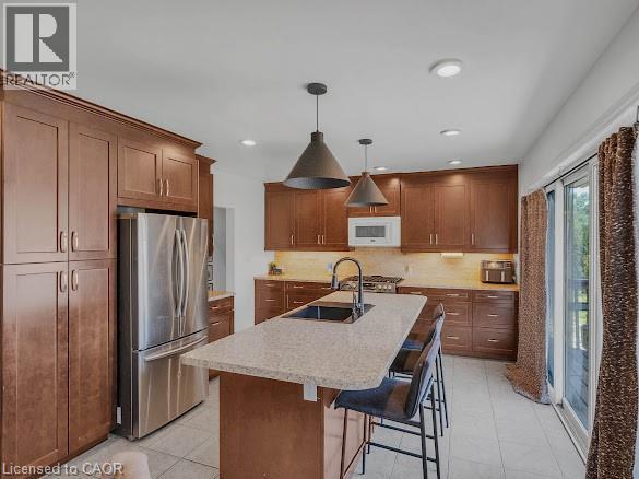 16 WOODMOUNT Drive - 13