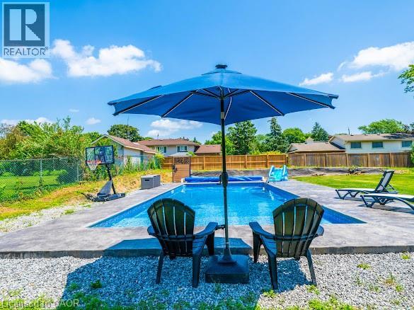 16 WOODMOUNT Drive - 38