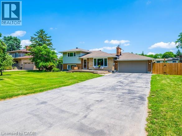 16 WOODMOUNT Drive - 1