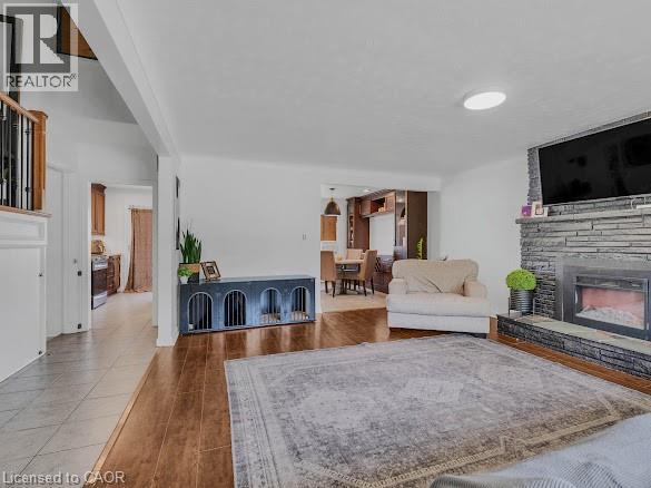 16 WOODMOUNT Drive - 10