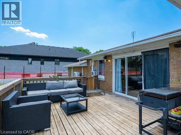 16 WOODMOUNT Drive - 31
