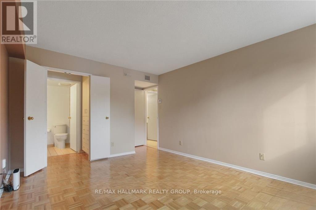 House for Rent in Ottawa – 212 – 1705 PLAYFAIR DRIVE, Ottawa – By Peter Sagos - Image 13