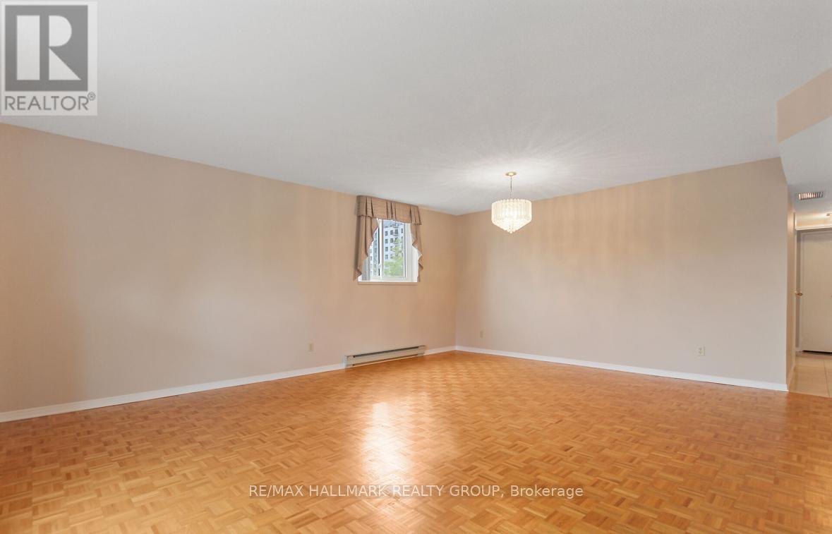 House for Rent in Ottawa – 212 – 1705 PLAYFAIR DRIVE, Ottawa – By Peter Sagos - Image 8