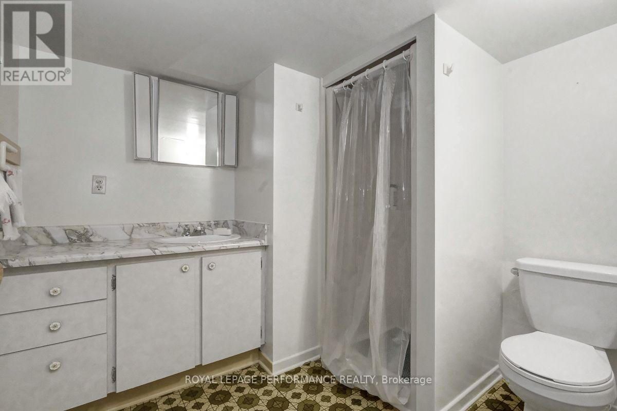 2038 ARCH STREET - 13