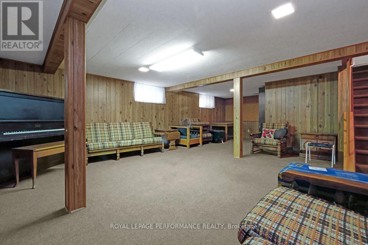 2038 ARCH STREET - 15