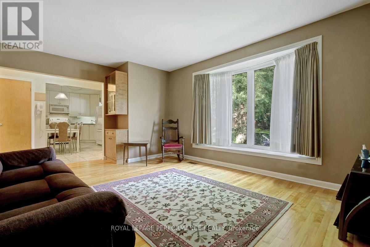 2038 ARCH STREET - 5