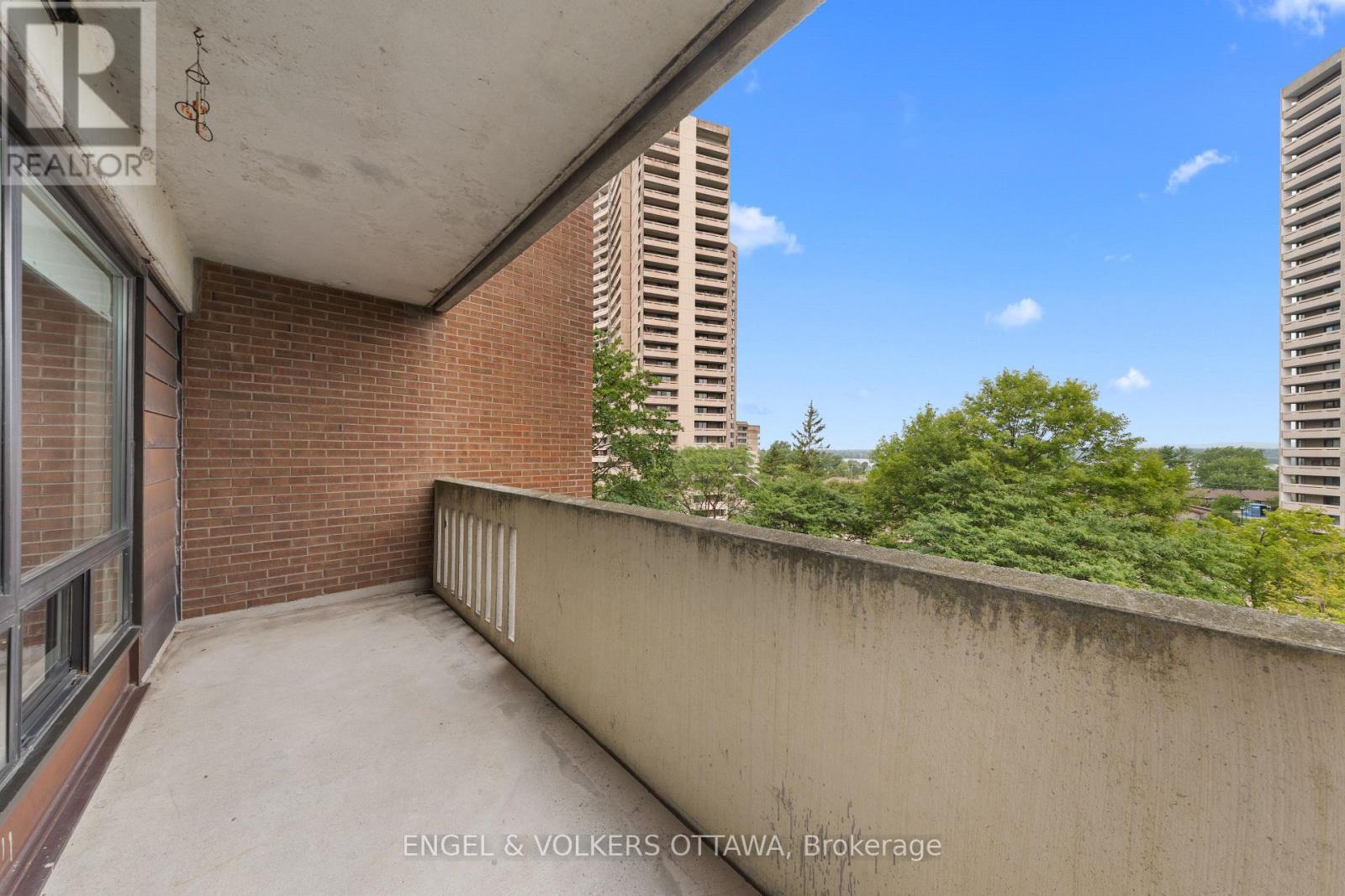 House for Rent in Ottawa – 516 – 1100 AMBLESIDE DRIVE, Ottawa – By Peter Sagos - Image 23