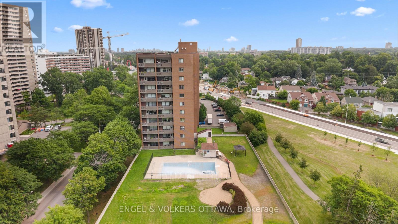 House for Rent in Ottawa – 516 – 1100 AMBLESIDE DRIVE, Ottawa – By Peter Sagos - Image 42