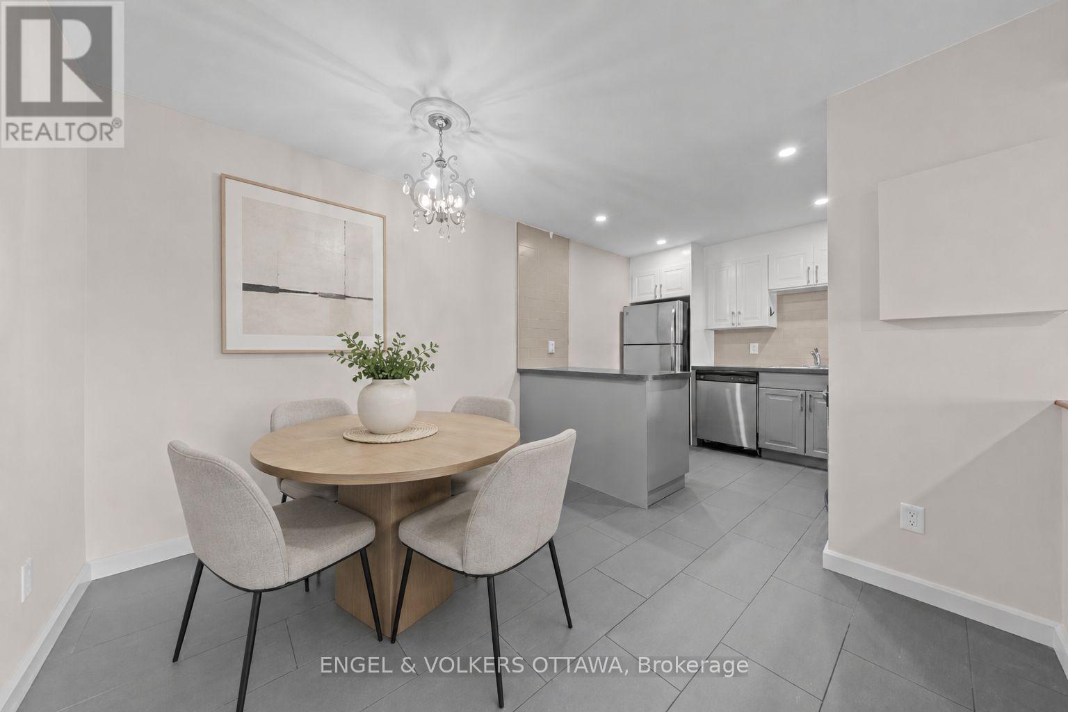 House for Rent in Ottawa – 516 – 1100 AMBLESIDE DRIVE, Ottawa – By Peter Sagos - Image 9