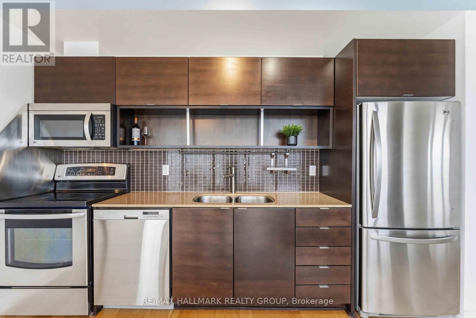 #2110 324 LAURIER AVENUE W - 13