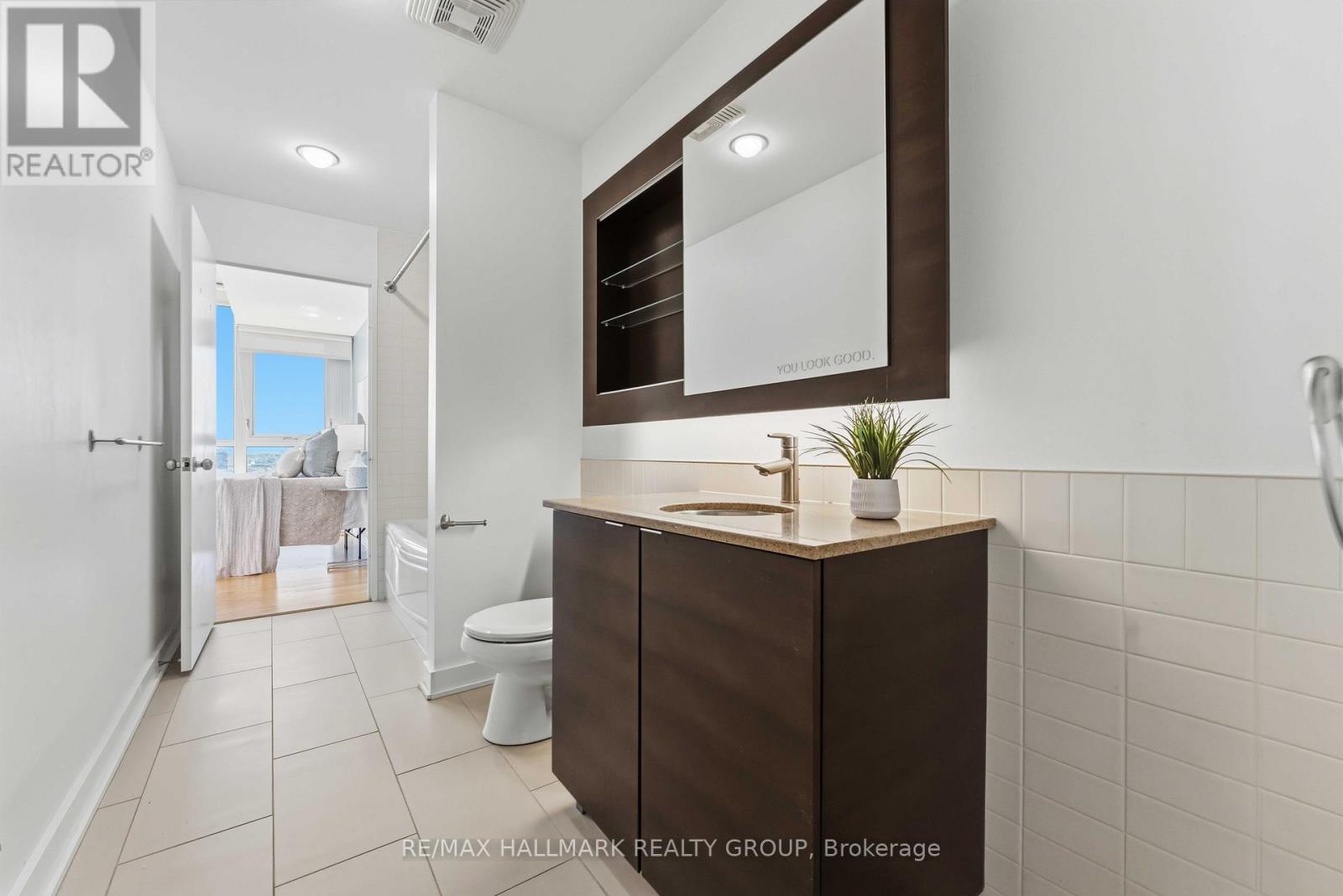 #2110 324 LAURIER AVENUE W - 24