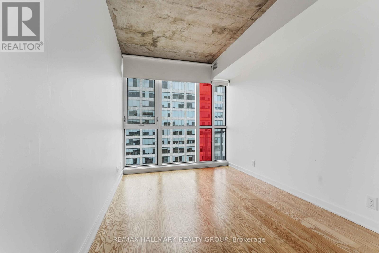 #2110 324 LAURIER AVENUE W - 26
